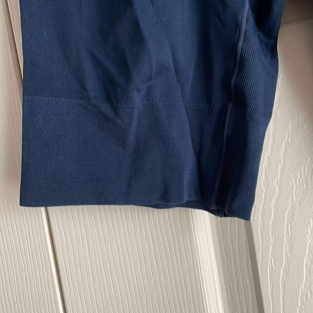 Shape Wear Shorts - Picture 3 of 7